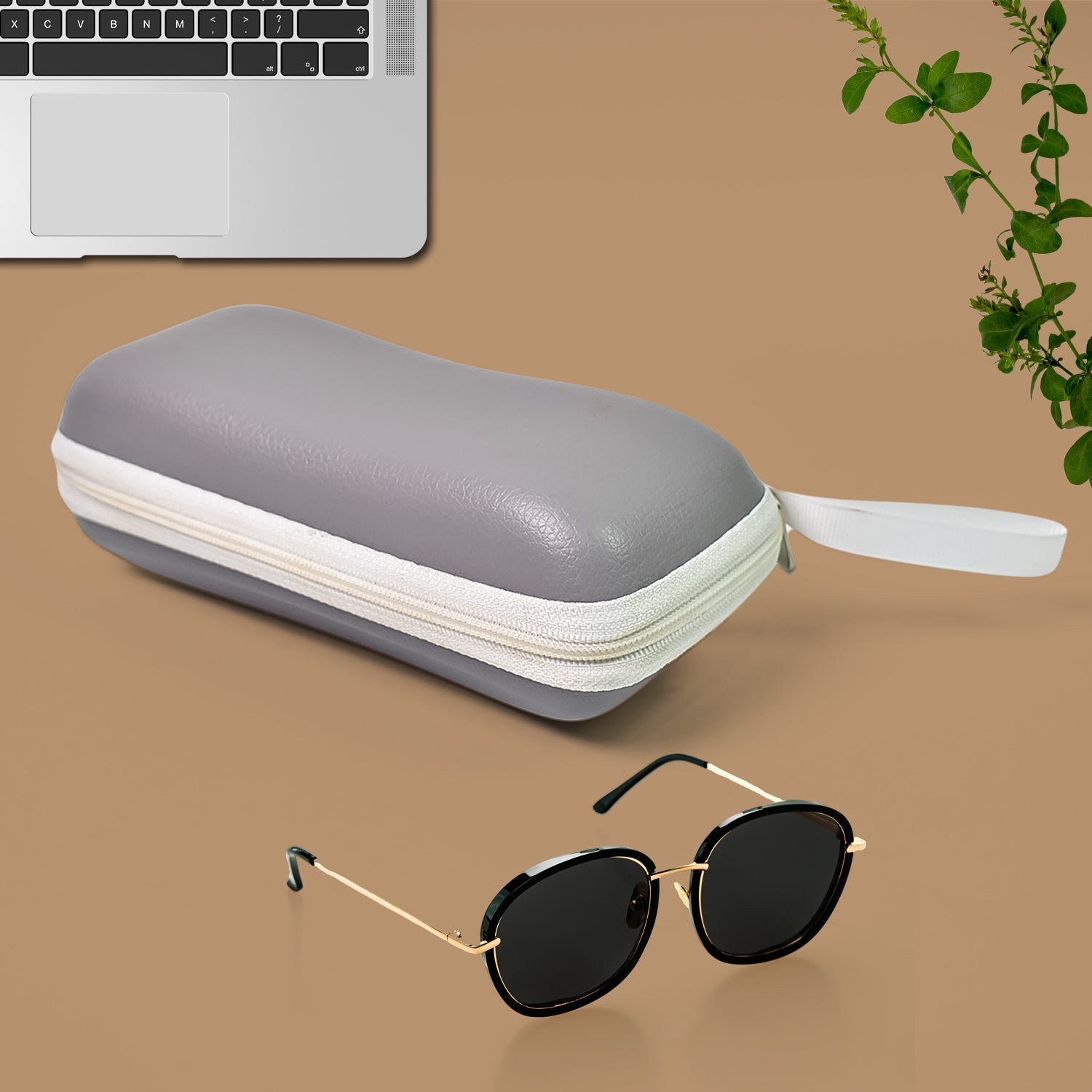 Faux Leather Zipper Eyeglass Case Faux Leather Zipper Eyeglass Case